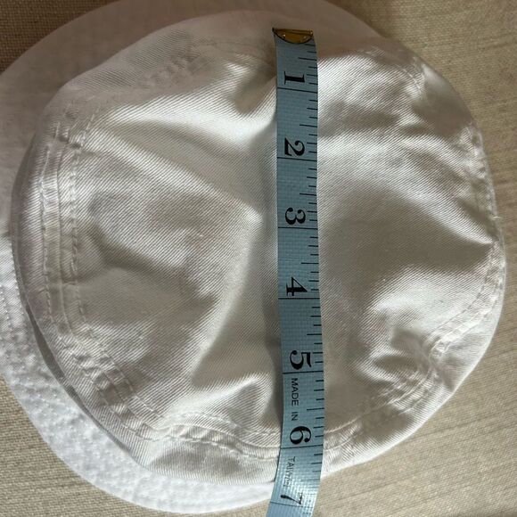 Adidas Women’s White Bucket Hat with Logo One Size 100% Cotton - Picture 8 of 9